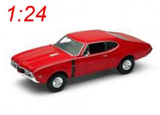 Oldsmobile 442, red 1968 Welly 1:24