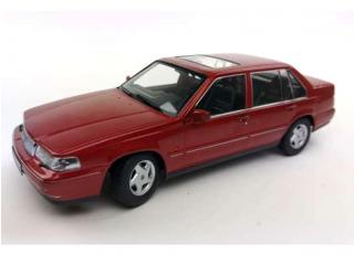 Volvo 960 1996 red metallic Triple9 1:18 (Türen, Motorhaube... nicht zu öffnen!)