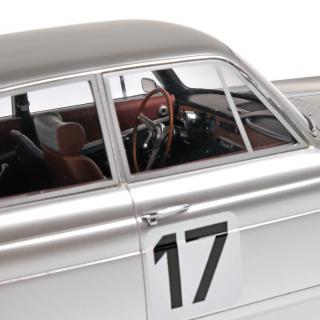 BMW 2000 TI - ICKX/HAHNE - WINNERS 24H SPA 1966 Minichamps 1:18 Resinemodell (Türen, Motorhaube... nicht zu öffnen!)