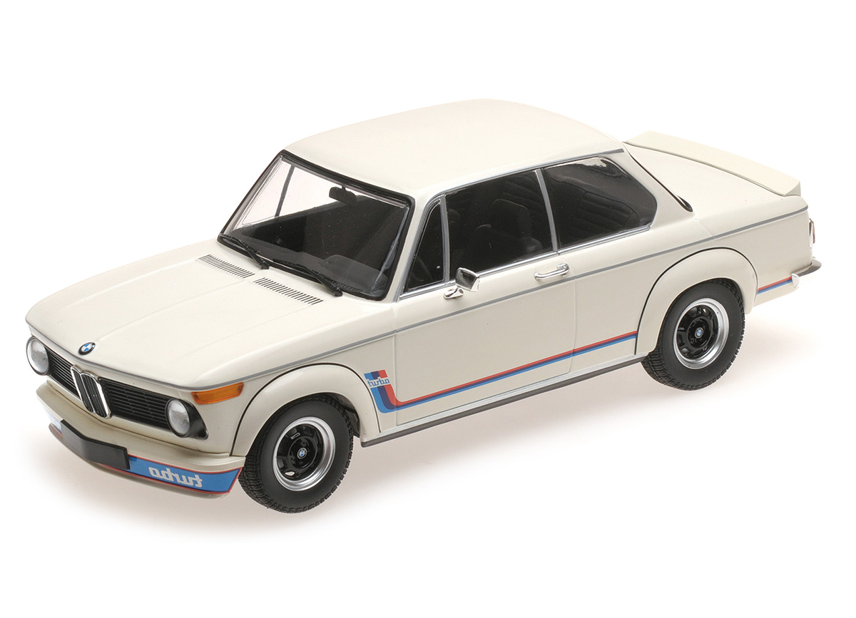 BMW 2002 Turbo 1973 braun beige Modellauto 1:18 Minichamps 