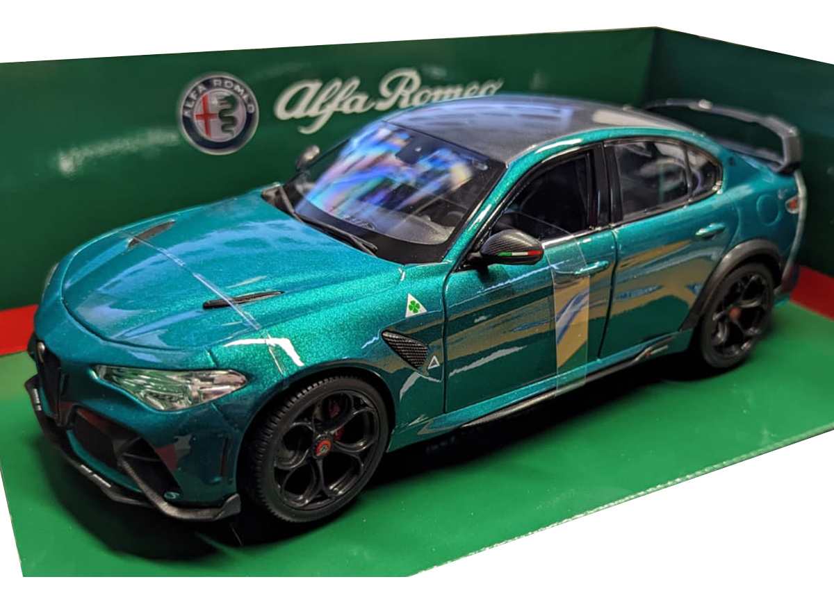 Alfa Romeo Giulia GTAm 2020 montreal grün metallic Burago 1:18 Metallmodell