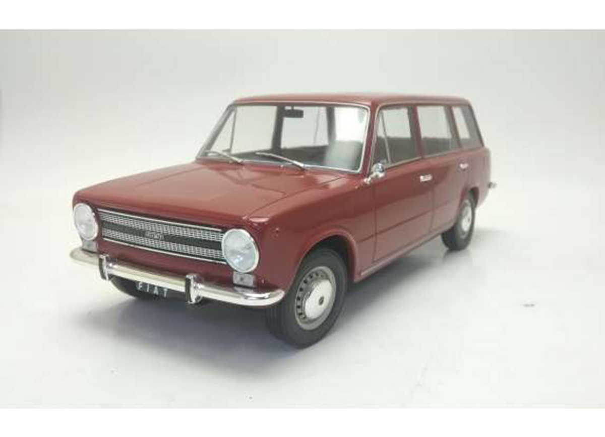 Fiat 124 Familiare 1972  monza red/ brown interior Triple9 Collection 1:18