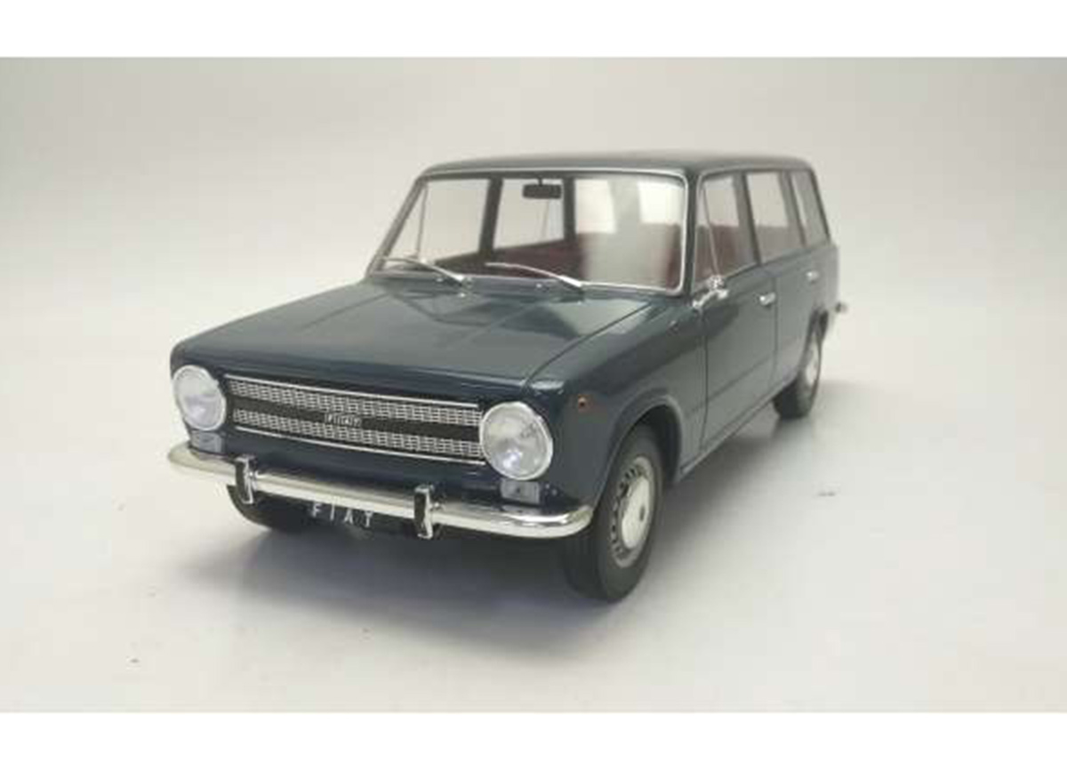 Fiat 124 Familiare 1972 medium grey/ red interior Triple9 Collection 1:18
