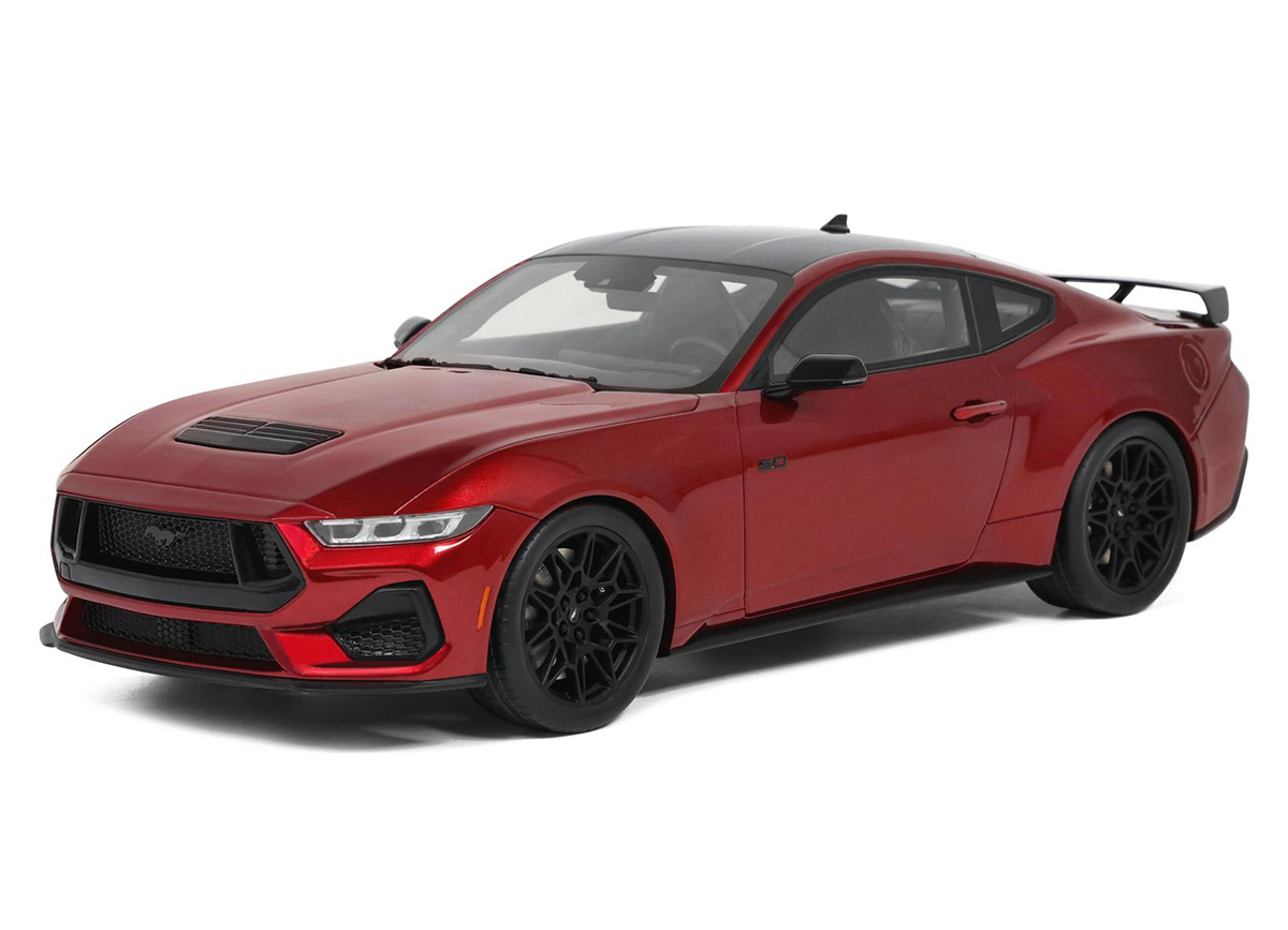 FORD MUSTANG GT 2024 RAPID RED GT Spirit 1:18 Resinemodell (Türen, Motorhaube... nicht zu öffnen!)