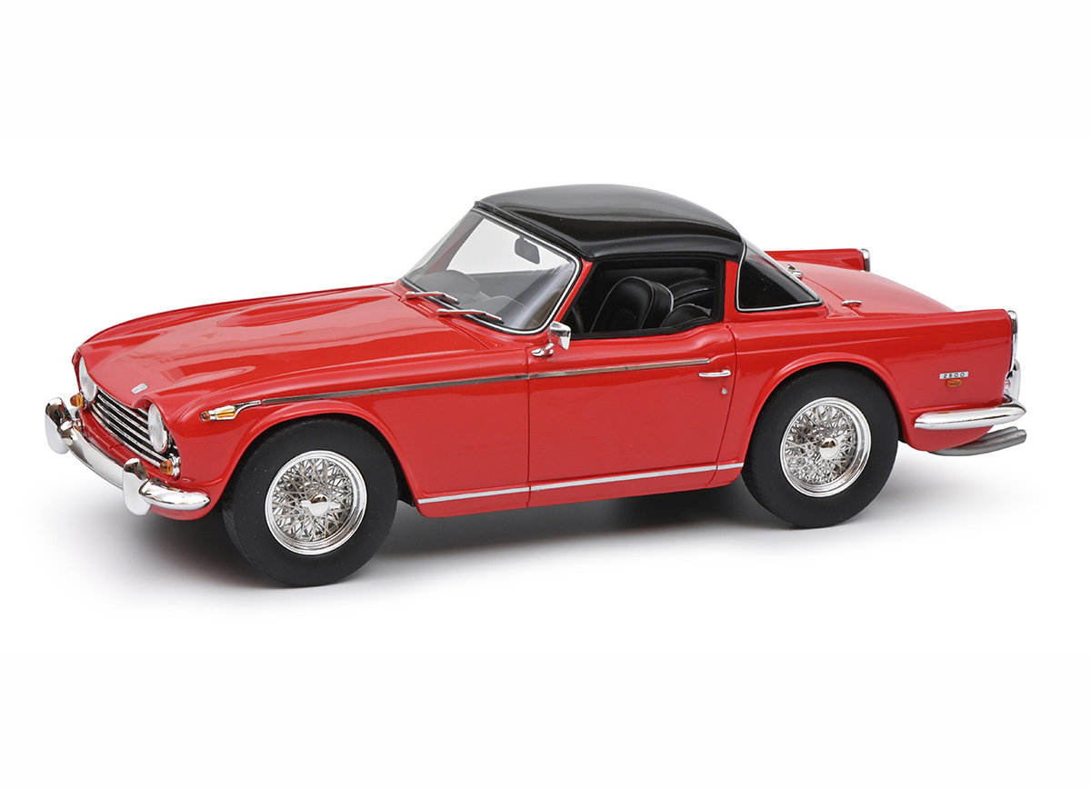 Triumph TR5 mit geschlossenem Surrey Top, rot LIMITED EDITION 500 Schuco ProR.18 Resinemodell 1:18 (Türen, Motorhaube... nicht zu öffnen!)