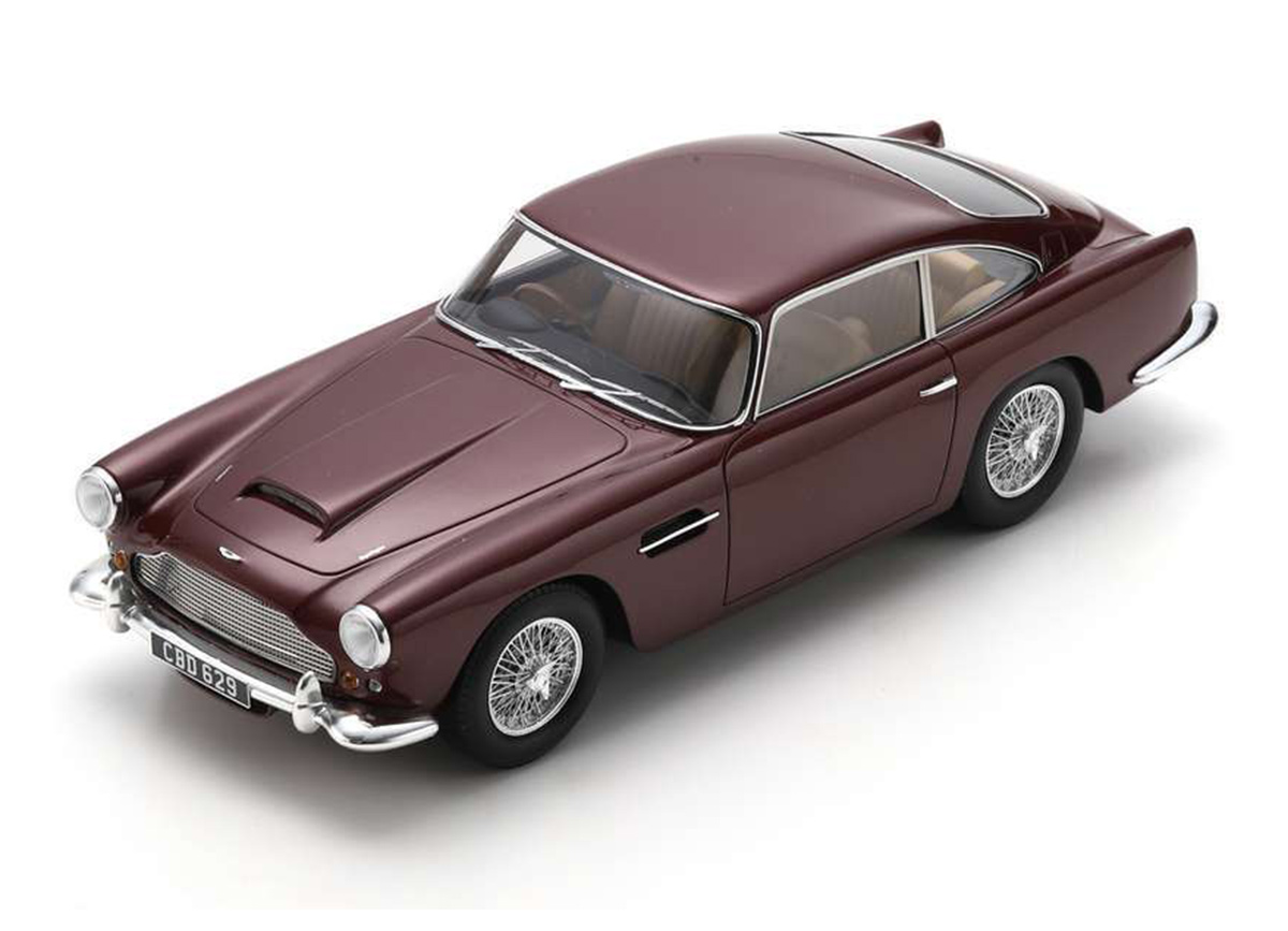 Aston Martin DB4 MK2 1960 Schuco ProR.18 Resinemodell 1:18 (Türen, Motorhaube... nicht zu öffnen!)