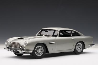 ASTON MARTIN DB5 (SILVER) AUTOart 1:18