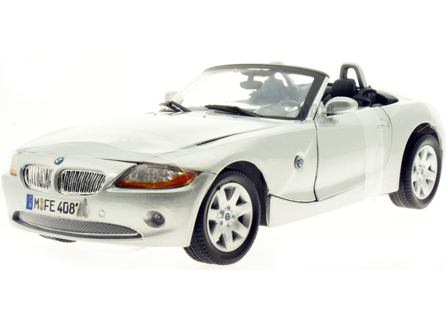 BMW Z4 Roadster  silver   MotorMax 1:18
