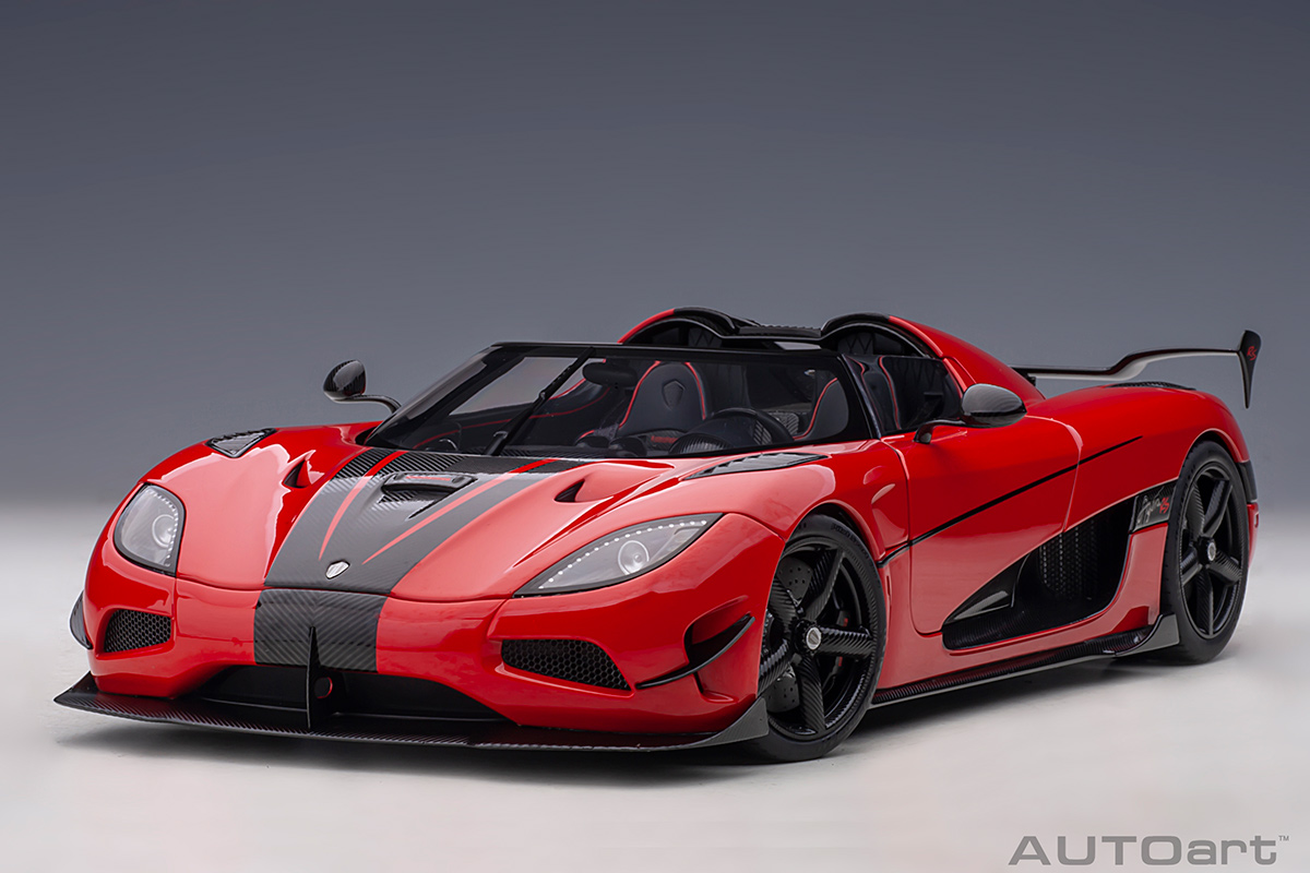 Koenigsegg Agera RS 2015 (chilli red/carbon black/black accents) (composite model/full openings) AUTOart 1:18