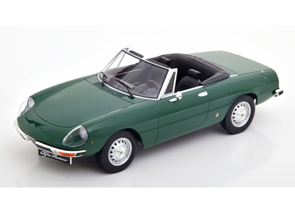 Alfa Romeo 2000 Spider mit abnehmbarem Softtop 1978 Limited Edition 750 pcs. Norev 1:18 Metallmodell (Türen/Hauben nicht zu öffnen!)