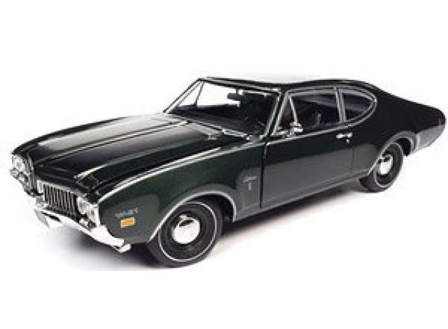 Oldsmobile Cutlass 1969 W-31 Post Coupe (MCACN), glade green Auto World 1:18