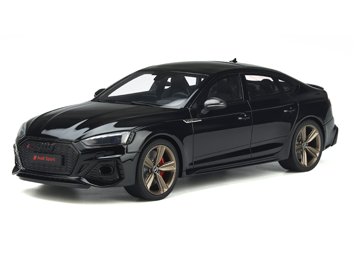 AUDI RS5 (B9) SPORTBACK BLACK 2020 GT Spirit 1:18 Resinemodell (Türen, Motorhaube... nicht zu öffnen!)