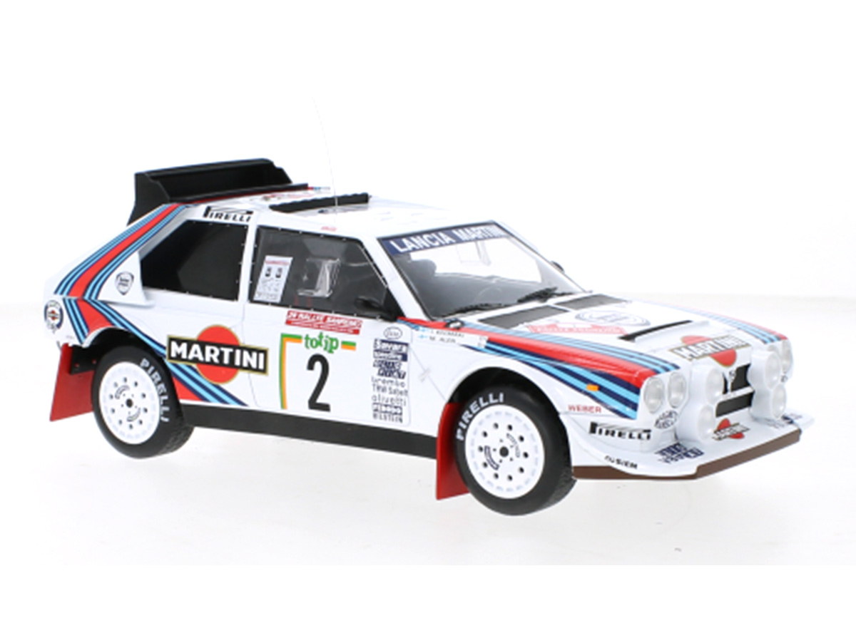 Lancia Delta S4, No.2, Rally San Remo, 1986 with extra lights, M.Alen/I.Kivimäki IXO 1:18 Metallmodell (Türen/Hauben nicht zu öffnen!)