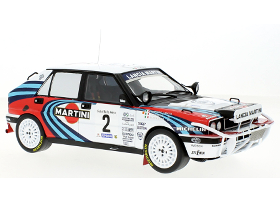 Lancia Delta Integrale 16V, No.2, Safari Rally, M.Biasion/T.Siviero, 1990 IXO 1:18 Metallmodell (Türen/Hauben nicht zu öffnen!)