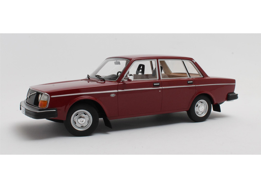 Volvo 244DL (1975) - red Cult Scale Models 1:18 Resinemodell (Türen, Motorhaube... nicht zu öffnen!)