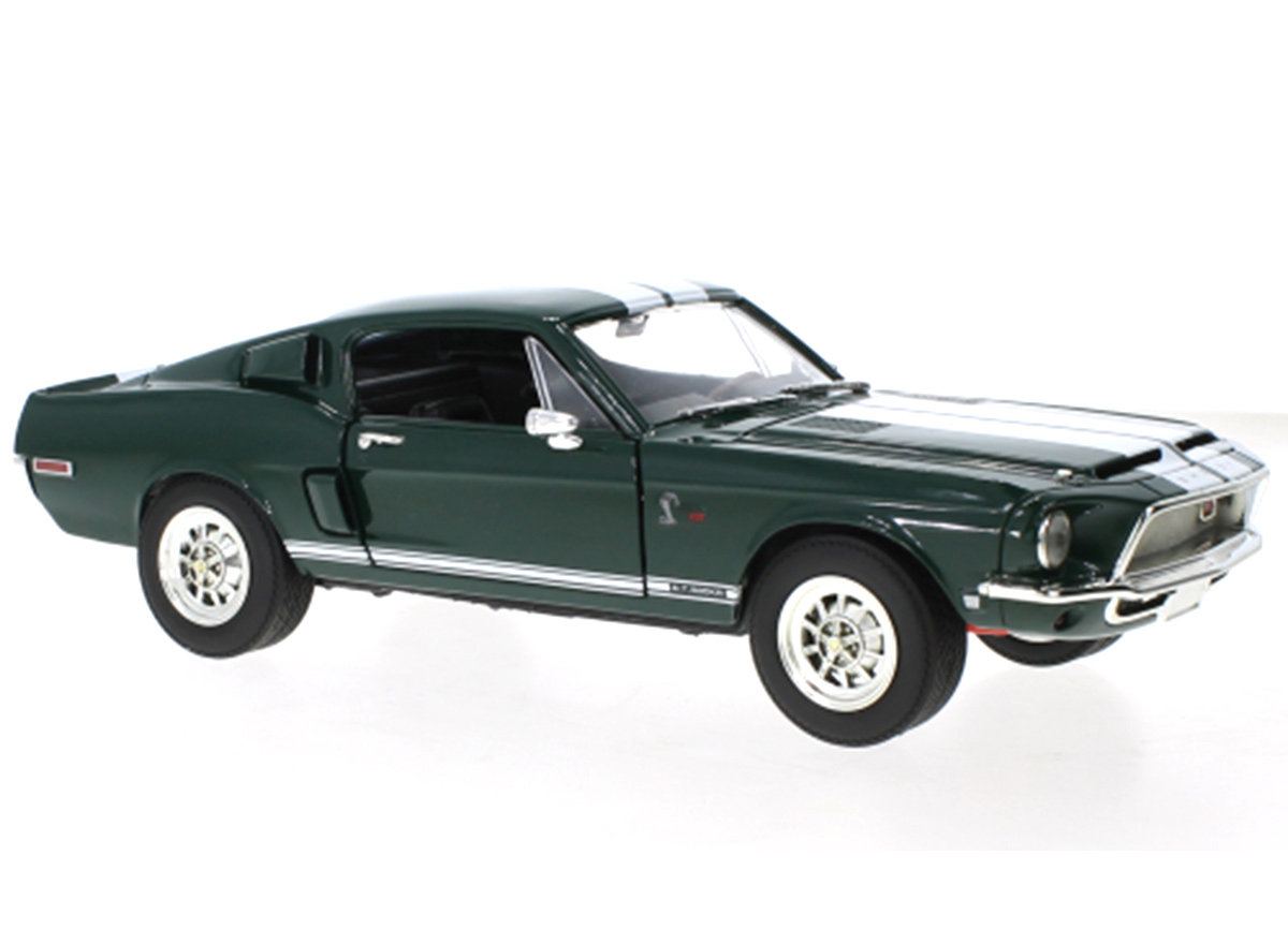 Shelby GT-500KR grün  Road Signature 1:18