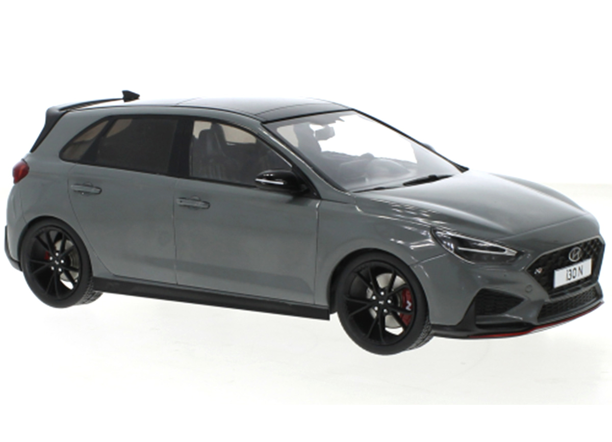 Hyundai i30 N, grau, 2021 MCG 1:18 Metallmodell, Türen und Hauben nicht zu öffnen