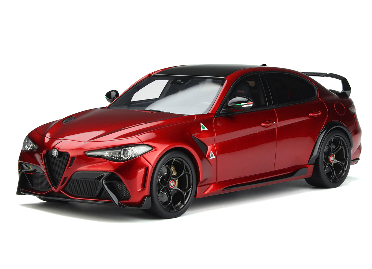 Alfa Romeo Giulia GTAm 2020 Rosso GTA OttOmobile 1:18 Resinemodell (Türen, Motorhaube... nicht zu öffnen!)