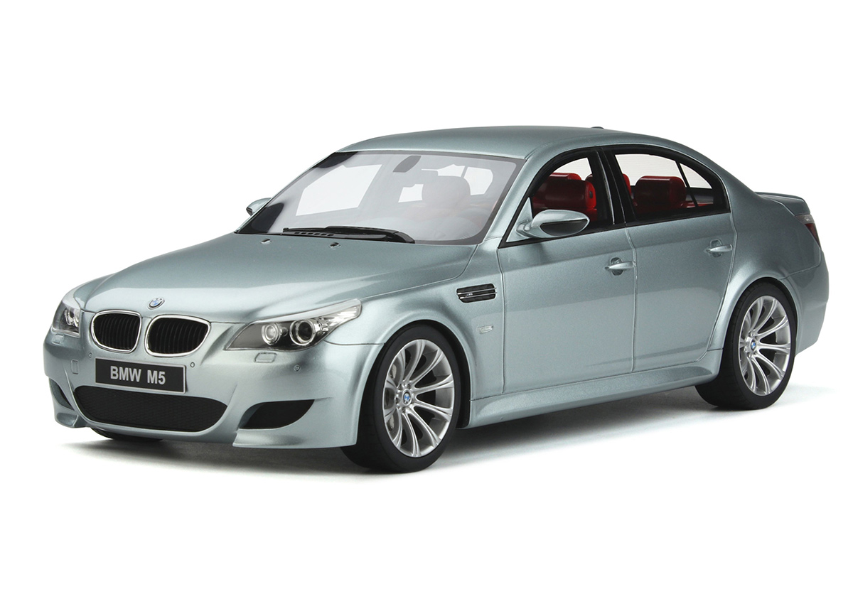 BMW E60 Phase 2 M5 Silverstone II A29 2008 OttOmobile 1:18 Resinemodell (Türen, Motorhaube... nicht zu öffnen!)