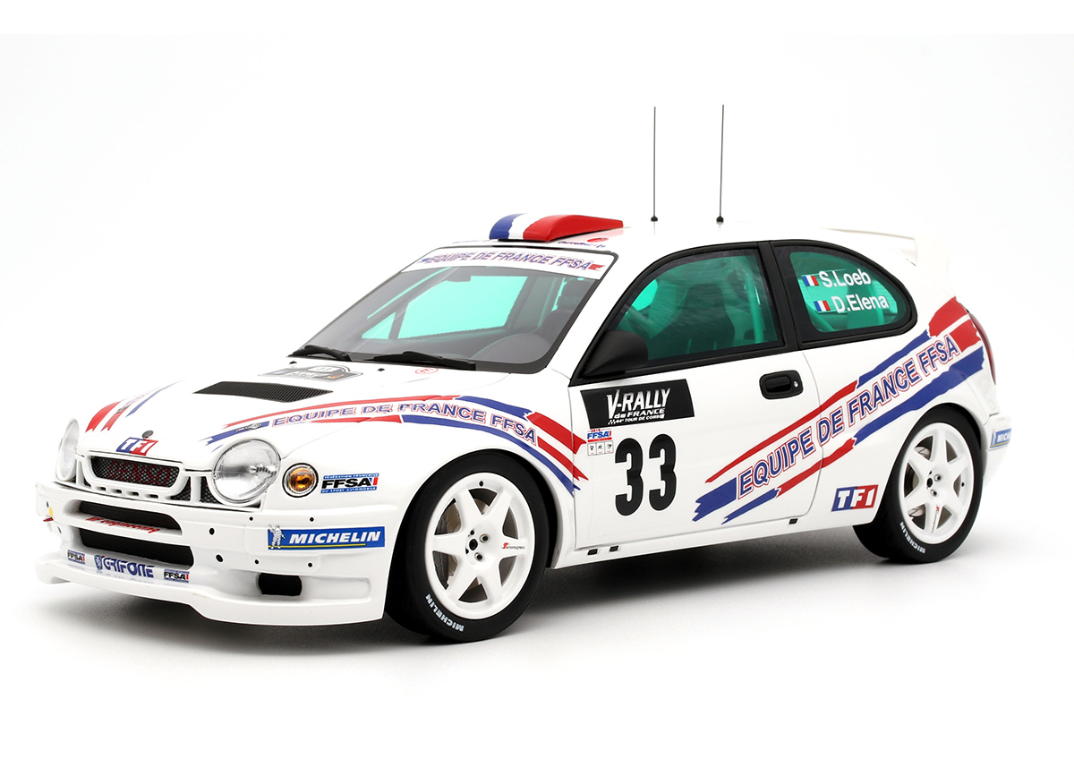 TOYOTA COROLLA WRC WHITE TOUR DE CORSE 2000 S. Loeb / D. Elena OttO mobile 1:18 Resinemodell (Türen, Motorhaube... nicht zu öffnen!)