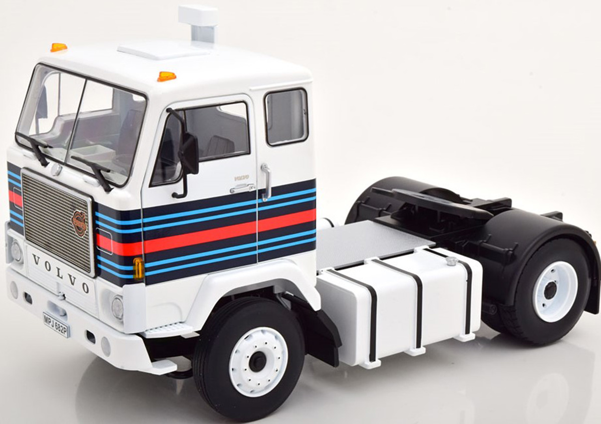 Volvo F88 Martini-Racing Team 1975 Limited Edition 300 pcs. Road Kings 1:18 funktionstüchtige Lenkung + zu öffenden Türen