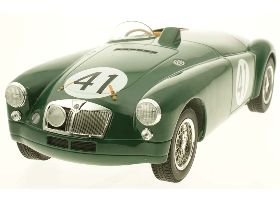 MG 1955 EX182 #41 Locket/Miles 24h Le Mans Triple9 Collection 1:18
