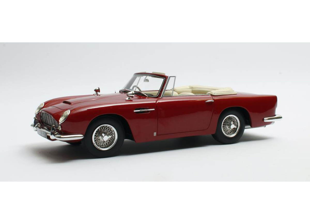 Aston Martin DB5 DHC maroon 1964 Cult Scale Models 1:18 Resinemodell (Türen, Motorhaube... nicht zu öffnen!)