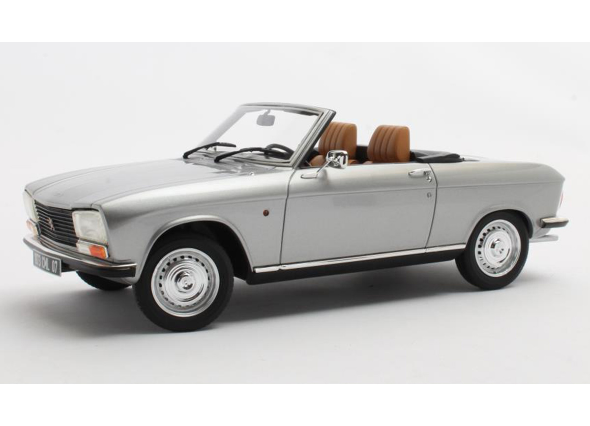 Peugeot 304 Cabrio metallic silver 1973 Cult Scale Models 1:18 Resinemodell (Türen, Motorhaube... nicht zu öffnen!)