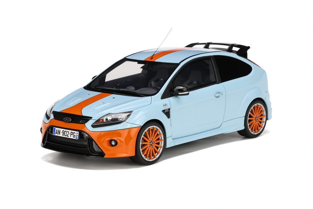 Ford Focus MK2 RS Le Mans Orange 2010 OttO mobile 1:18 Resinemodell (Türen, Motorhaube... nicht zu öffnen!)