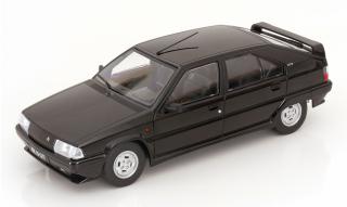 Citroen BX GTi, 1990  black with black interior Triple9 1:18 (Türen, Motorhaube... nicht zu öffnen!)