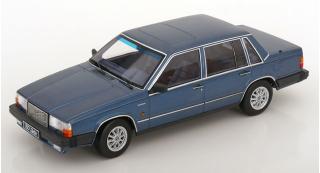Volvo 760 1985 blaumetallic Triple 9 1:18 (Türen, Motorhaube... nicht zu öffnen!)