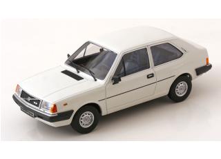 Volvo 343 GLS 1982 weiß Triple 9 1:18 (Türen, Motorhaube... nicht zu öffnen!)