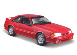 Ford Mustang SVT Cobra ´93 rot Maisto 1:24