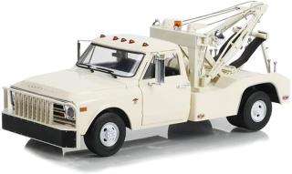 Chevrolet C-30 1968 Dually Wrecker, white Greenlight 1:18