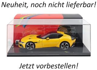 FERRARI 12CILINDRI 2024 - GIALLO MODENA (yellow) in Plexiglasvitrine Polistil 1:18 Lieferbar ab Februar 2026