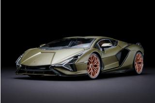 This week`s offer: <br>Lamborghini Sian FKP 37 electric gold Burago 1:18 Metallmodell Fotos: Georg Hämel<br>http://www.auto-und-modell.de/<br>Valid until 27.05.2022 or until stocks last!