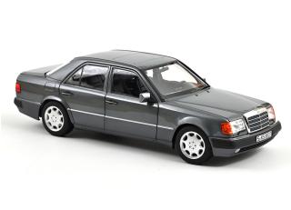 Mercedes-Benz 500 E 1990 Pearl Grey metallic  Norev 1:18 Metallmodell 4 Türen, Motorhaube und Kofferraum zu öffnen!