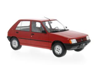 Peugeot 205, rot, 1984 MCG 1:18 Metallmodell, Türen und Hauben nicht zu öffnen