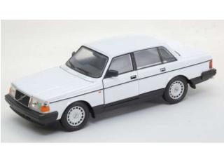 Volvo 240 GL, white Welly 1:24