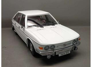 Tatra 613, white 1979 Triple9 1:18 (Türen, Motorhaube... nicht zu öffnen!)