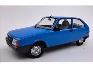 Oltcit Club, 1990 blue with grey interior Triple9 1:18 (Türen, Motorhaube... nicht zu öffnen!)