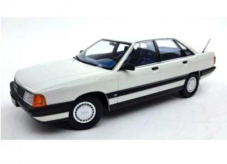 Audi 100 C3 1989  white    Triple9 1:18 (Türen, Motorhaube... nicht zu öffnen!)