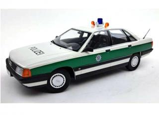 Audi 100 C3 1989 Polizei Bayern alpine white/green   Triple9 1:18 (Türen, Motorhaube... nicht zu öffnen!)