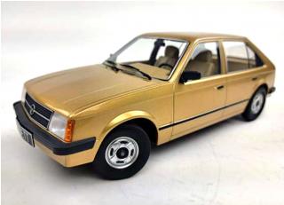 Opel Kadett 1984 D 5-door, dark gold metallic beige interior Triple9 1:18 (Türen, Motorhaube... nicht zu öffnen!)