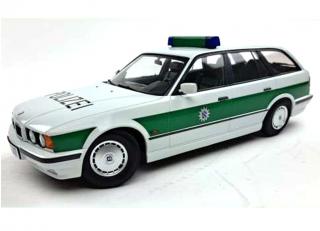 BMW 5-series Touring E34 1996  *Polizei*, white/green *Polizei Bayern*, white/green Triple 9 1:18 (Türen, Motorhaube... nicht zu öffnen!)