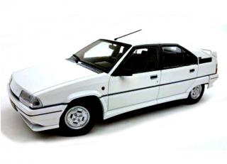 Citroen BX GTi, 1990  alpine white with black interior Triple9 1:18 (Türen, Motorhaube... nicht zu öffnen!)
