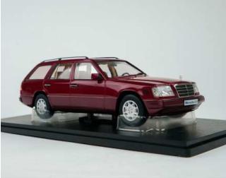 Mercedes E-Class T Model 1995 W124 almandine red Triple 9 1:18 (Türen, Motorhaube... nicht zu öffnen!)  Available from early July 2025