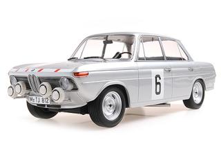 BMW 1800 TISA - BMW - MUNARON/EPPELEIN - SPA 24 HOURS 1965 Minichamps 1:18 Metallmodell, Türen, Motorhaube... nicht zu öffnen