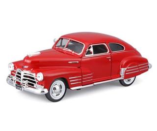 Chevrolet Fleetline Aerosedan ´48 rot Maisto 1:24