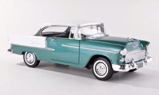 1955 Chevy Bel Air metallic grün / weiß  MotorMax 1:18